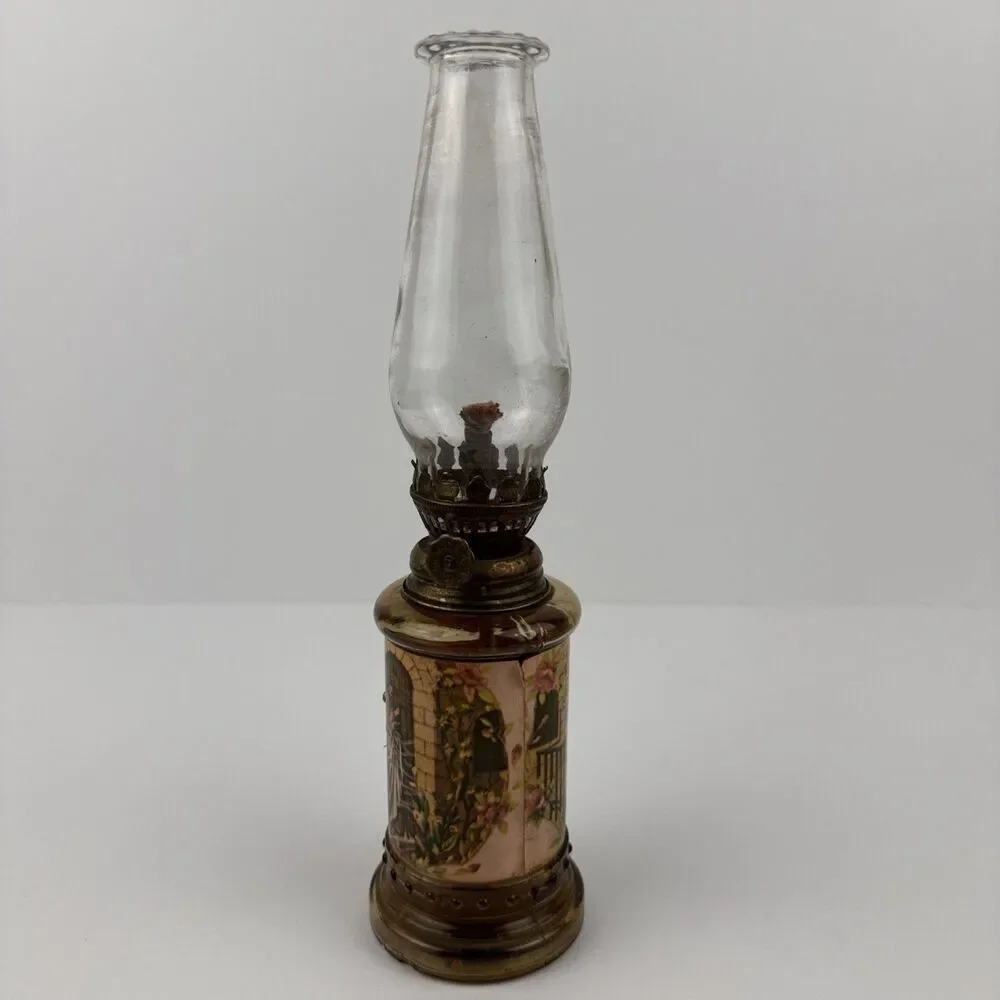Vintage Oil Lamp Amber Glass Made in Hong Kong Jesus Knocking On The Door 1970s
